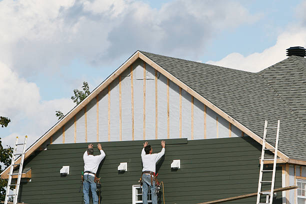 Professional Siding Installation technician working in Long Beach, MD